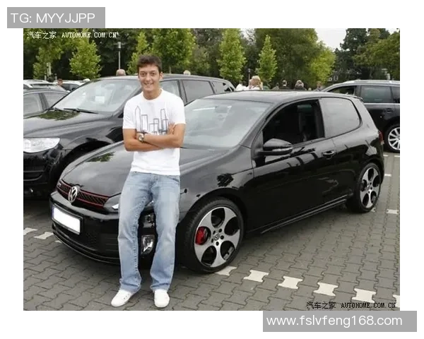 德国足球明星厄齐尔的辉煌职业生涯与场外影响力分析